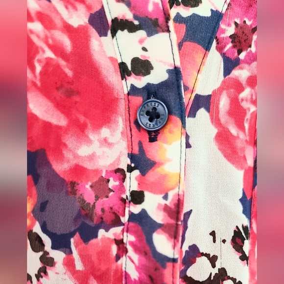 Express The Portofino Shirt Floral Blouse size small - Picture 6 of 9